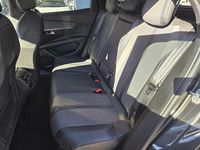 Usata Peugeot 3008 Allure 131 CV (96 kW) 2022 Grigio platinum SUV