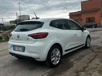 Usata Renault Clio V Business 101 CV (74 kW) 2022 Bianco Berlina