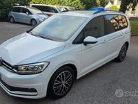 Usata VW Touran Executive 150 CV (110 kW) 2019 Bianco Monovolume