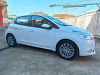 usata Peugeot 208 - 2015 adatta a neo patentati