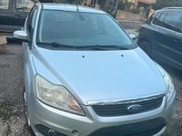 Usata Ford Focus 100 CV (73 kW) 2012 Grigio Berlina