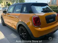 Usata Mini ONE 75 CV (55 kW) 2016 Arancione Utilitaria