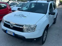 Usata Dacia Duster 102 CV (75 kW) 2012 Bianco SUV