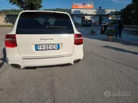 Usata Porsche Cayenne 239 CV (175 kW) 2010 Bianco SUV