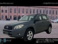 Usata Toyota RAV4 Sol 136 CV (100 kW) 2007 Grigio SUV