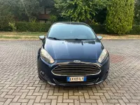 Usata Ford Fiesta 97 CV (71 kW) 2014 Bluazzurro Utilitaria
