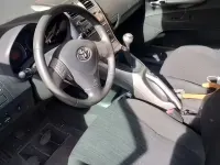 Usata Toyota Auris 97 CV (71 kW) 2007 Grigio Utilitaria