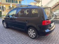 Usata VW Touran 105 CV (77 kW) 2015 Nero Monovolume
