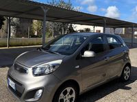 Usata Kia Picanto 67 CV (49 kW) 2015 Giallo Utilitaria