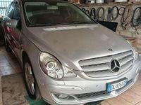 Usata Mercedes R300 190 CV (139 kW) 2008 Monovolume