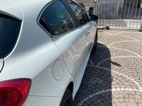 Usata Alfa Romeo Giulietta 105 CV (77 kW) 2010 Bianco Berlina