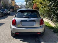 Usata Mini Cooper SE Classic 75 kW (102 CV) 2023 Grigio Utilitaria