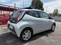 Usata Toyota Aygo 69 CV (50 kW) 2016 Grigio Utilitaria