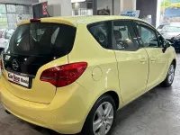 Usata Opel Meriva 120 CV (88 kW) 2015 Giallo Monovolume