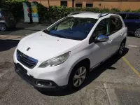 Usata Peugeot 2008 Active 99 CV (72 kW) 2015 Bianco SUV