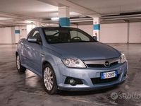 Usata Opel Tigra Edition 90 CV (66 kW) 2005 Blu Cabrio