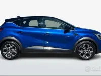 Usata Renault Captur Techno 101 CV (74 kW) 2023 Bluazzurro SUV