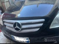 Usata Mercedes B200 140 CV (102 kW) 2007 Monovolume