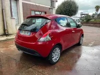 Usata Lancia Ypsilon 69 CV (50 kW) 2015 Rosso Utilitaria