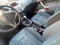 Usata Ford Fiesta Titanium 92 CV (67 kW) 2010 Bianco Berlina