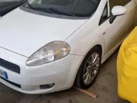 Usata Fiat Grande Punto Sport 120 CV (88 kW) 2008 Bianco Utilitaria
