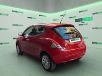Usata Lancia Ypsilon Silver 69 CV (50 kW) 2017 Rosso Utilitaria