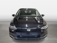 Usata VW Golf VIII Life 149 CV (109 kW) 2023 Nero Berlina