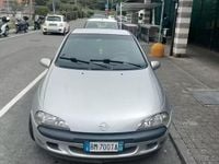Usata Opel Tigra 90 CV (66 kW) 2000 Grigio Coupé