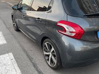 Usata Peugeot 208 Active 92 CV (67 kW) 2013 Grigio Utilitaria