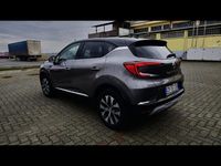 Usata Renault Captur Techno 140 CV (102 kW) 2022 Grigio scuro SUV