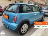 Usata Mini ONE 90 CV (66 kW) 2004 Utilitaria