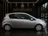 Usata Opel Corsa Edition 86 CV (63 kW) 2014 Grigio Utilitaria