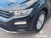 Käytetty VW T-Roc Business 116 HP (85 kW) 2021 Musta Katumaasturi