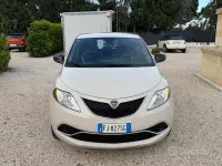 Usata Lancia Ypsilon Gold 69 CV (50 kW) 2017 Beige Utilitaria