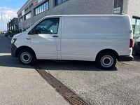 Begagnad VW Transporter 105 HK (77 kW) 2019 Vit Van