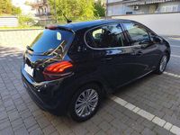 Usata Peugeot 208 Active 83 CV (61 kW) 2019 Nero Utilitaria