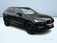 Usata Volvo XC60 Momentum 197 CV (144 kW) 2022 Nero metallizzato SUV