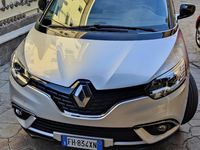 Usata Renault Scénic IV Business 110 CV (80 kW) 2017 Grigio Monovolume