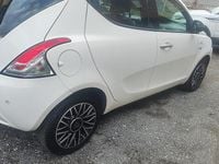 Usata Lancia Ypsilon S 95 CV (69 kW) 2017 Bianco Utilitaria