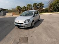 Usata Fiat Punto 85 CV (62 kW) 2015 Grigio Utilitaria