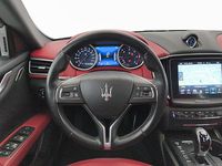 Usata Maserati Ghibli 275 CV (202 kW) 2017 Grigio maratea Berlina