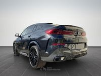 Nuova BMW X6 M Sport 286 CV (210 kW) 2025 Black sapphire metallizzato SUV