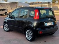 Usata Fiat Panda Lounge 70 CV (51 kW) 2012 Nero Utilitaria