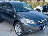 Usata Toyota RAV4 Luxury 177 CV (130 kW) 2008 Grigio SUV