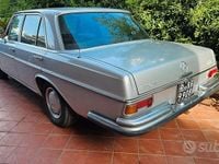 Usata Mercedes 280 SE 200 CV (147 kW) 1970 Grigio Berlina