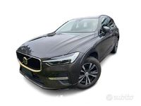 Usata Volvo XC60 Momentum 197 CV (144 kW) 2021 Grigio scuro SUV