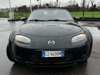 Usata Mazda MX5 High 126 CV (92 kW) 2006 Nero Cabrio