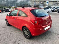Usata Opel Corsa 75 CV (55 kW) 2007 Rosso Furgone