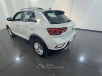 Usata VW T-Roc Life 110 CV (80 kW) 2022 Argento SUV