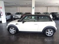 Usata Mini Cooper 120 CV (88 kW) 2007 Beige Utilitaria